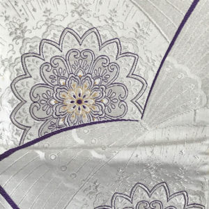 銀地に蝶と紫華紋袋帯
